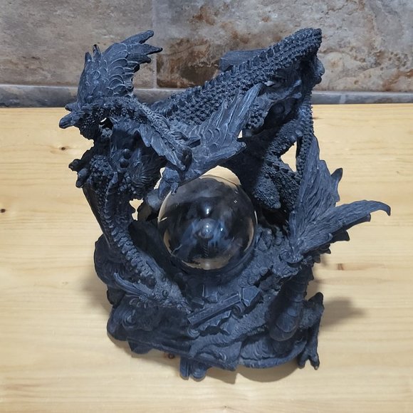 Dark Dragons of the Earth with Plasma Ball Statue - Picture 4 of 14